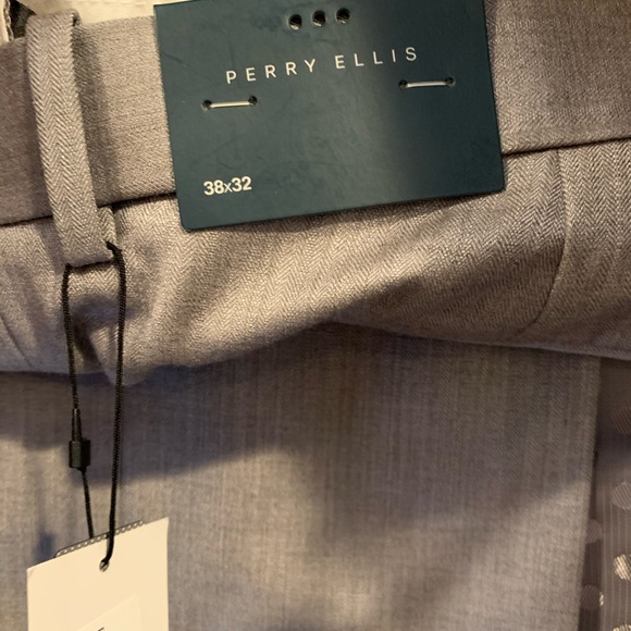 Perry Ellis Suit - Picture 7 of 7
